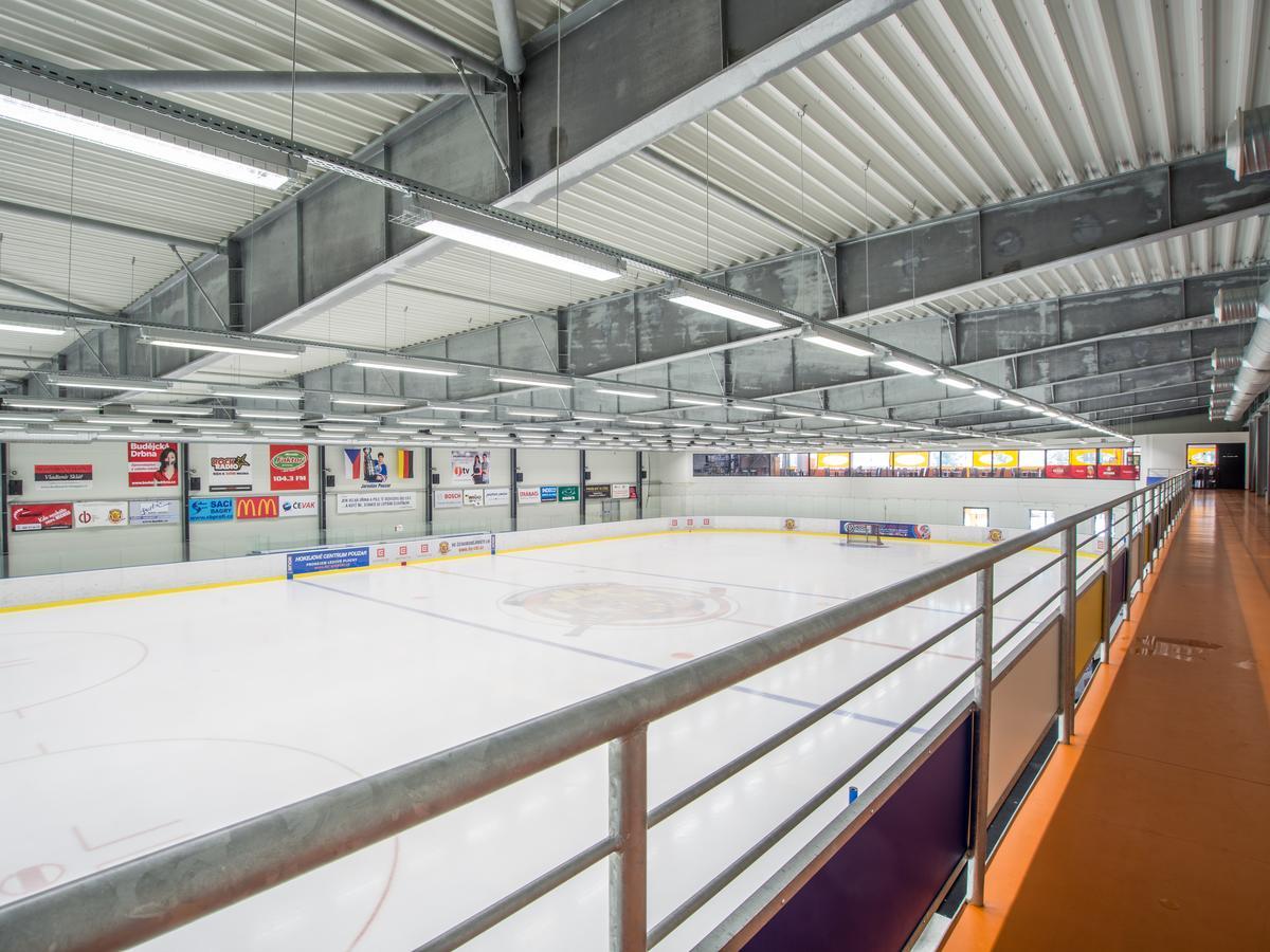 Hc Hotel Ceske Budejovice Eksteriør billede